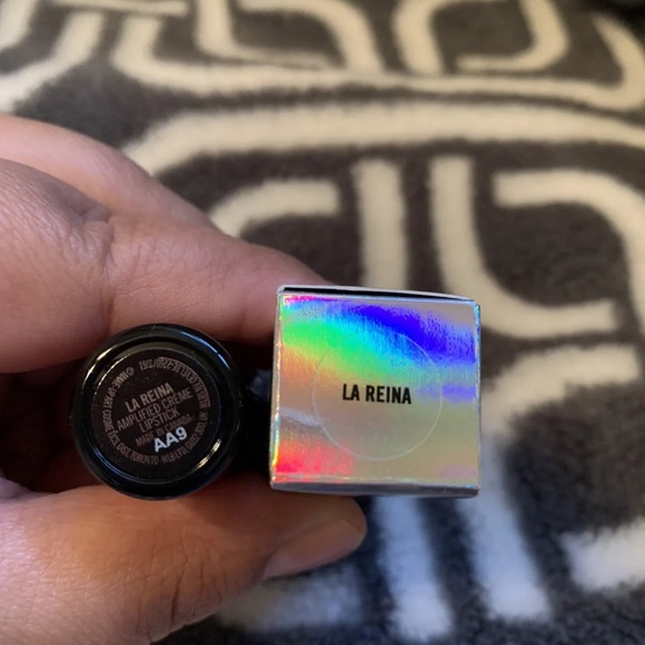 Mac Selena ‘La Reina’ Brown Lipstick New In Box